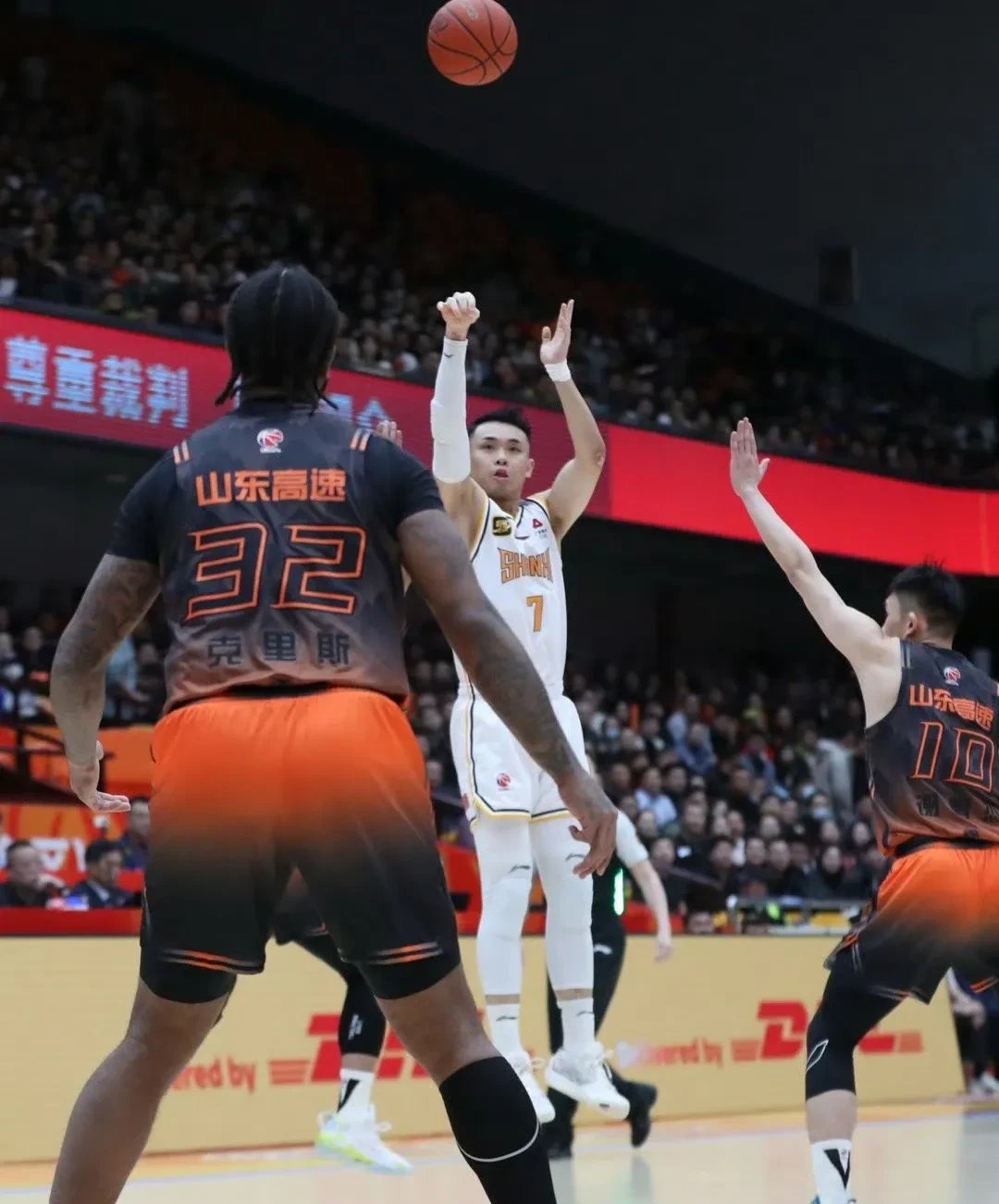 星空sports-关于冲刺阶段CBA季后赛焦点战，明尼苏达森林狼外线爆发，质疑声仍在，球探报告显示潜力的信息-星空sports