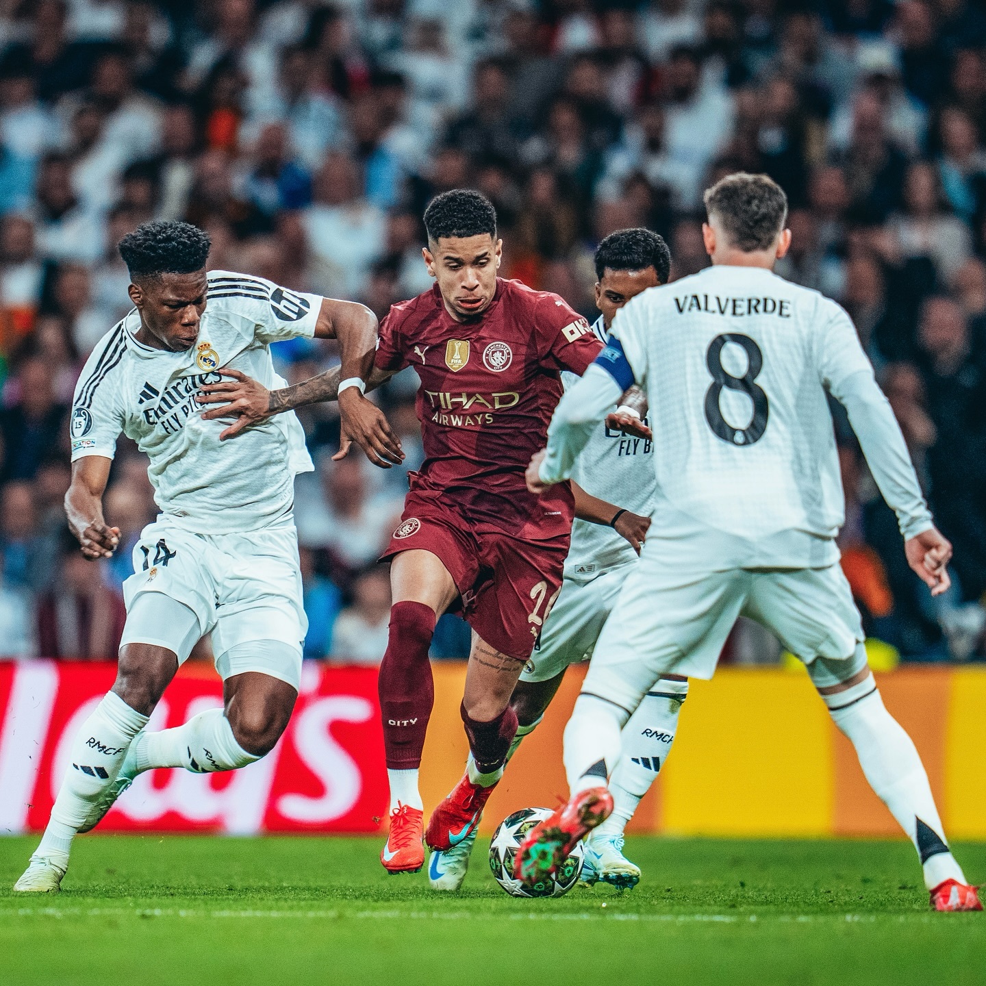 今夜曼城备战欧联；遗憾出局细节曝光；信心回归；资深球员宣示担当的简单介绍