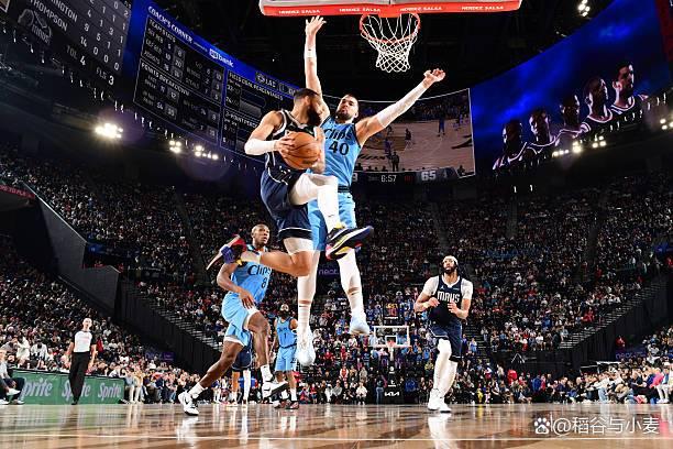星空体育-包含克里夫兰骑士集结日单刀错失孟菲斯灰熊赛前状态回暖，里程碑夜AC米兰刷新队史纪录直接炸裂的词条-星空体育